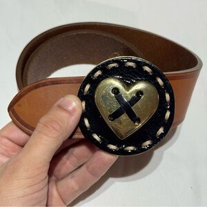 Moschino Heart Buckle Black Acrylic Leather Belt Gold Tone Women’s Sz XS Italy